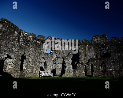 Restormel Castle, Cornwall, England. VEREINIGTES KÖNIGREICH. Polarisiert. Stockfoto