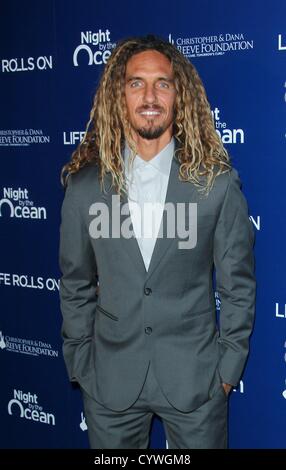 10. November 2012 - Los Angeles, Kalifornien, USA - Rob Machado besucht die 9. jährliche Nacht von der Ozean-Gala am 10. November 2012 im The Ritz - Carlton, Marina del Rey, CA. USA. (Kredit-Bild: © TLeopold/Globe Photos/ZUMAPRESS.com) Stockfoto