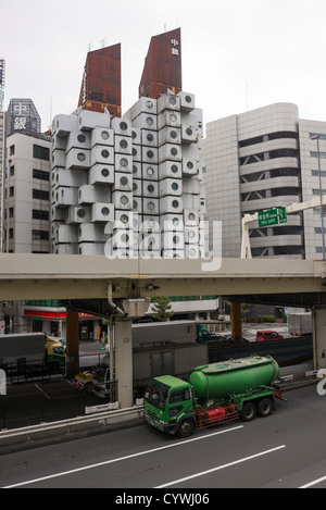 Der Nakagin Capsule Turm vom Architekten Kisho Kurokawa in 1972 in Tokio Shimbashi. Es ist für den Abriss vorgesehen. Stockfoto