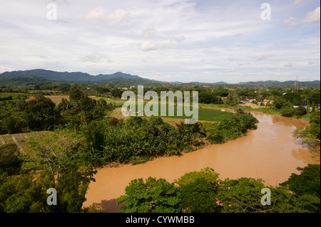 Blick auf Tuaran und Tamparuli von Pagode Ling San Tuaran, Sabah, Borneo Stockfoto