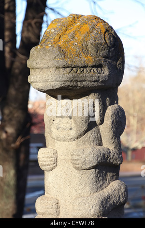 Maya-Figur in Granit gemeißelt Stockfoto