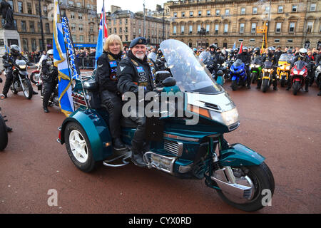 11. November 2012, George Square, Glasgow Scotland.Ex militärischen und Mitglied der Royal British Legion Motorradfahrer, Scotland Branch, bei der Remembrance Day parade Stockfoto