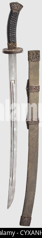 Ein chinesischer dao mit einer damaszener Klinge, 1. Hälfte des 19. Jahrhunderts leicht gebogene Damaszener einkantige Klinge mit schmalen Fullern auf beiden Seiten. Bronze Schutzscheibe und Griffmontage mit Drachen Dekoration in Relief. Griff mit Lederbezug. Holzscheide mit Imitation von Viskose bedeckt und mit Bronze Möbel in Relief verziert. Länge: 100 cm, historisch, historisch, 19. Jahrhundert, Stoß, Schusswaffen, Handwaffe, Handwaffen, Nahkampfwaffen, Handheld, Klinge, Klingen, Waffe, Waffen, Waffen, Waffen, Objekt, Objekte, Stills, Clipping, Ausschnitte, Cu, Additional-Rights-Clearences-nicht verfügbar Stockfoto