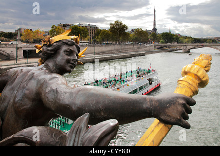 Pont Alexandre III in Paris; Le Pont Alexandre III Stockfoto