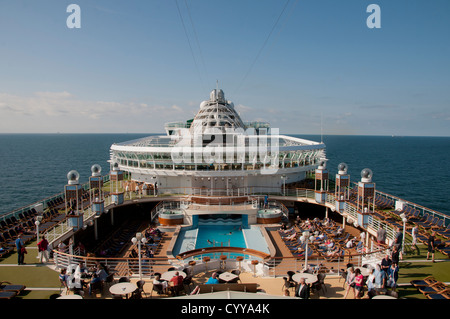 P & O Azura (Lido & Aqua Decks) Stockfoto