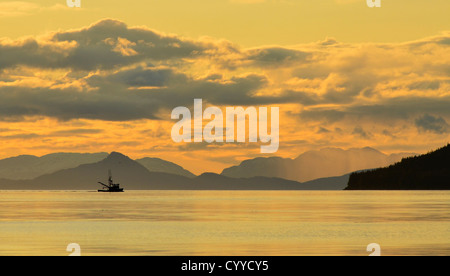 Angelboot/Fischerboot in Stephans Passage, Alaska. Stockfoto