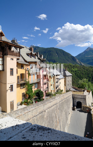 Altstadt und Stadtmauern erbaut von Vauban Briançon Hautes-Alpes Frankreich Stockfoto