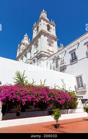 Eingang Innenhof des Klosters Sao Vicente de Fora. 17. Jahrhundert manieristischen Architektur. Lissabon, Portugal. Stockfoto