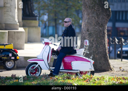 11.11.2012 Erinnerung Fahrt zum inneren Kreis Regents park Stockfoto