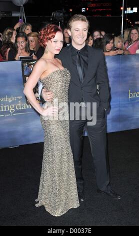 Michael Welch im Ankunftsbereich für THE TWILIGHT SAGA: BREAKING DAWN - Teil2 Premiere, Nokia Theatre L.A. Live, Los Angeles, CA 12. November 2012. Foto von: Elizabeth Goodenough/Everett Collection Stockfoto