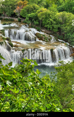 Krka Fluss Wasserfälle im Nationalpark Krka, Roski Slap, Kroatien Stockfoto