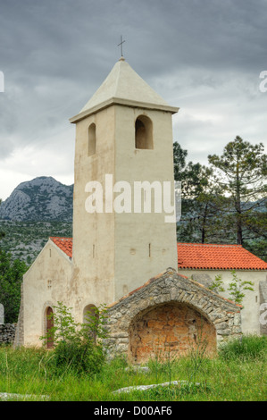 Kirche St. Peter, Starigrad - Paklenica, Kroatien Stockfoto