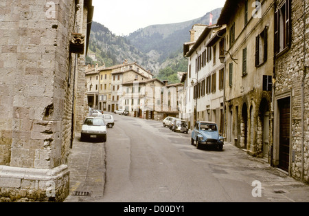 Bergdörfer, Dörfer, antike römische Überreste, Landwirtschaft, Weinbau, Chiantishire, Toskana, 09 / 1994 Digital Dia Konvertierungen, Stockfoto