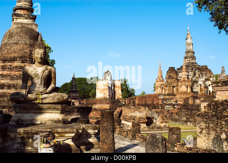 Wat Mahathat, Sukhothai historischen Park, Thailand | Wat Mahathat, Sukhothai Geschichtspark Sukhothai, Thailand Stockfoto