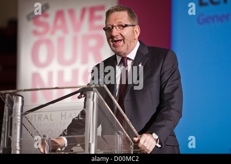 'Save Our NHS' Rallye organisiert von der TUC gegen die Regierung umstritten Gesundheit und soziale Betreuung Rechnung. Len McCluskey. Stockfoto