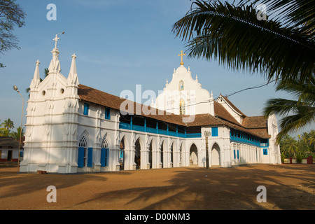 Champakulam Kalloorkadu St. Marys Forane Church (auch bekannt als Champakulam Valia Palli), Champakulam, in der Nähe von Alappuzha (Alleppey), Kerala, Indien Stockfoto