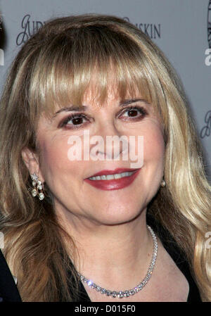 13. November 2012 - Los Angeles, Kalifornien, USA - Stevie Nicks besucht Damen Gilde Cedars-Sinai 55. Jubiläums-Gala am 13. November 2012 bei The Beverly Wilshire Hotel in Beverly Hills, Kalifornien. USA. (Kredit-Bild: © TLeopold/Globe Photos/ZUMAPRESS.com) Stockfoto