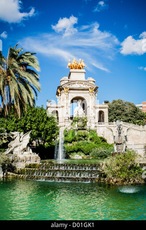 Cascada-Brunnen im Parc De La Ciutadella in Barcelona, Spanien. Die Weltausstellung 1888 erbaute trugen junge Antoni Gaudi. Stockfoto