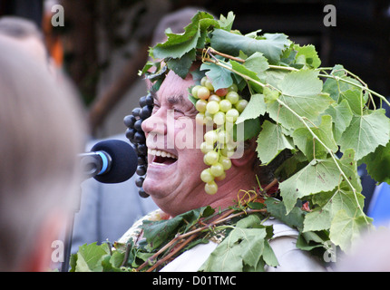 Herbert Graedtke als "Bacchus" in Radebeul Herbst Und Weinfest, Herbst Weinfest, Radebeul, Sachsen, Sachsen, Deutschland Stockfoto