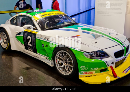 Mietwagen in das BMW Museum in München Stockfoto