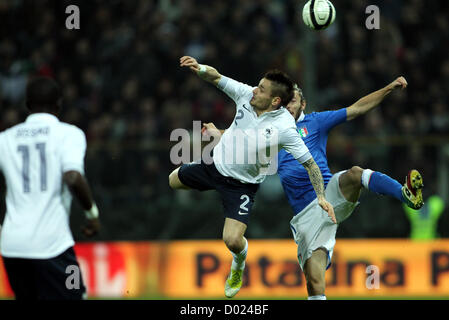 14.11.2012. Parma, Italien. Mathieu Debuchy in Aktion während der internationalen Freundschaftsspiel zwischen Italien und Frankreich aus dem Stadio Tardini di Parma Italien gewann das Spiel nach dem Spielstand von 2: 1. Stockfoto