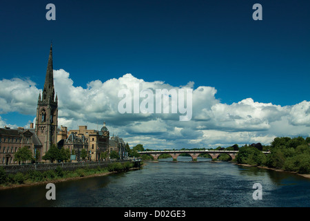 Den Fluss Tay und Smeaton Brücke, Perth, Perthshire Stockfoto