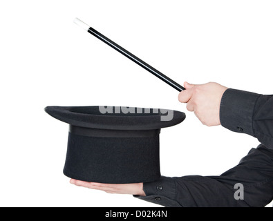 Hände des Magiers mit Zauberstab und Zylinder isoliert auf weißem Hintergrund Stockfoto