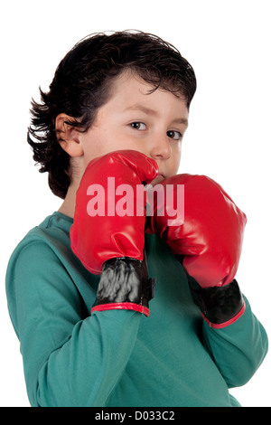 Lustiger Junge mit Boxhandschuhen isoliert auf weiss Stockfoto