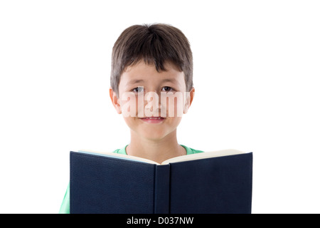 Entzückenden Kind ein Buch zu lesen, auf einem über weißer Hintergrund Stockfoto