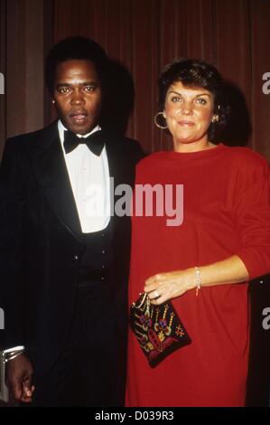 GEORG STANFORD BROWN mit Tyne Daly 1984.c0235. Geliefert von Fotos, inc. (Kredit-Bild: © von Globe Fotos, Inc/Globe Photos/ZUMAPRESS.com geliefert) Stockfoto