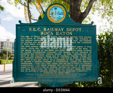 Plakette außerhalb der historischen Florida East Coast Railway Station, jetzt die Boca Express Train Museum, Boca Raton, Florida, USA Stockfoto