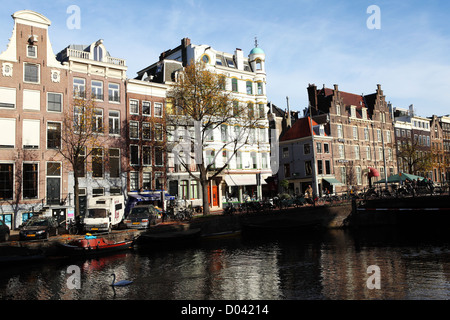 Traditionelle Backstein gebaut Bürgerhäuser an der Keizersgracht im Zentrum von Amsterdam. Stockfoto