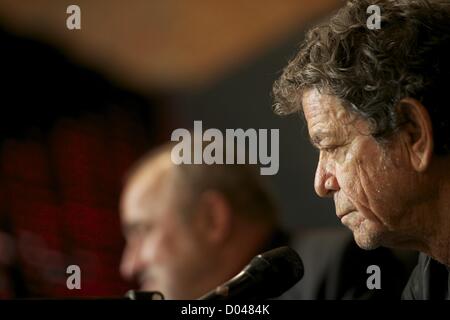 16. November 2012 - Madrid, Madrid, Spanien - Lou Reed besucht die Eröffnung seiner Ausstellung in der Matadero am 16. November 2012 in Madrid, Spanien (Credit-Bild: © Jack Abuin/ZUMAPRESS.com) Stockfoto