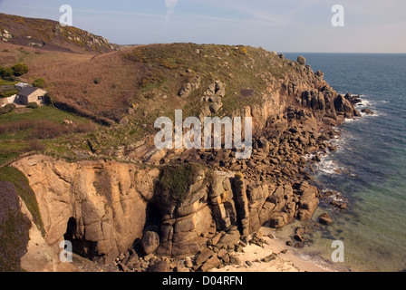 Blick vom South West Coast Path, Porthgwarra, Cornwall Stockfoto