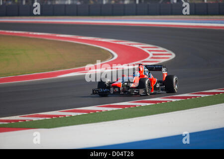 Fahrer Timo Glock von Marussia F1 während des Trainings für den United States Grand Prix Circuit of the Americas verfolgen in der Nähe von Austin. Stockfoto