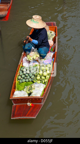 Damnoen Saduak floating Market in Ratchaburi in der Nähe von Bangkok, Thailand Stockfoto