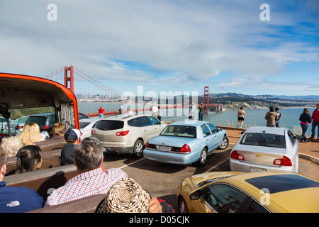 San Francisco - Golden Gate Blick von einer open-Top-Tour-Bus, Parkplatz. Stockfoto