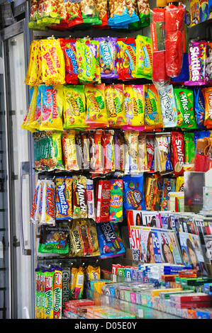 Candy-Imbiss-Kiosk in New York Stockfoto