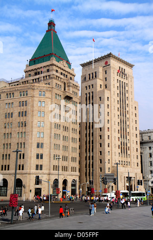 Shanghai China, chinesisches Huangpu Viertel, der Bund, Zhongshan Straße, Goldene Woche am Nationalfeiertag, Gebäude im neoklassizistischen Stil im Art déco-Stil, Skyline der Stadt, Cathay Fa Stockfoto