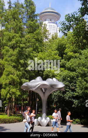 Shanghai China, Chinese Huangpu District, Nanjing Road, People's Park, Skulptur, Radisson Hotel Shanghai New World, rotierend, Restaurant Restaurants Essen di Stockfoto
