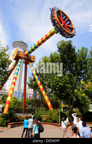 Shanghai China, Chinese Huangpu District, Nanjing Road, People's Park, Radisson Shanghai New World, Hotel, Hochhaus Wolkenkratzer Gebäude Stockfoto