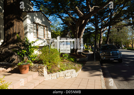 Carmel, Kalifornien-typisch skurrilen Architektur. Büro zu vermieten. Stockfoto