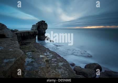 Preikestolen, Rock-Stack auf Isle of Portland, Dorset, England. Stockfoto