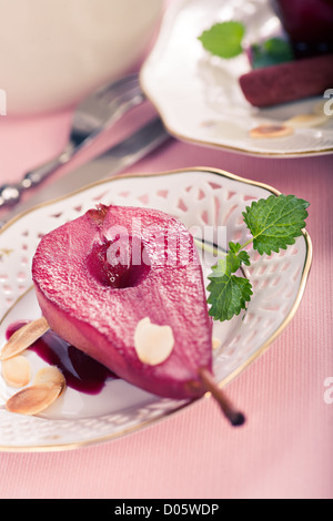 Abschaltung eines Tellers mit Birne Dessert hautnah Stockfoto