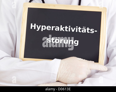 Arzt zeigt Informationen: Aufmerksamkeits-Defizit-Hyperaktivitäts-Störung Stockfoto