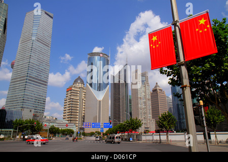 Shanghai China, chinesisches Finanzviertel Pudong Lujiazui, Yincheng Middle Road, Shanghai IFC North Tower, Hochhaus-Wolkenkratzer Gebäude Stockfoto