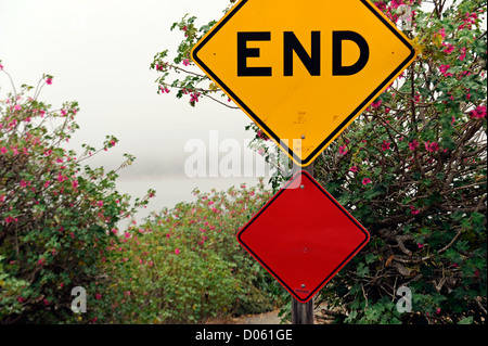 Ende des Weg-Zeichen in Morro Bay Stockfoto