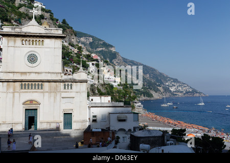 Kirche Santa Maria Assunta in Positano, Kampanien, Italien Stockfoto