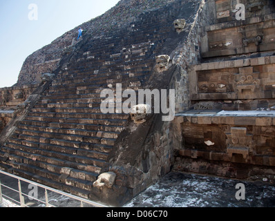 Tempel des Quetzalcoatl in Teotihuacan in Mexiko Stockfoto