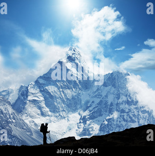 Bergsteiger im Himalaya-Gebirge Stockfoto
